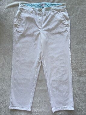 Crown & Ivy White Charlotte Fit Chino Pants 24” Cropped Leg